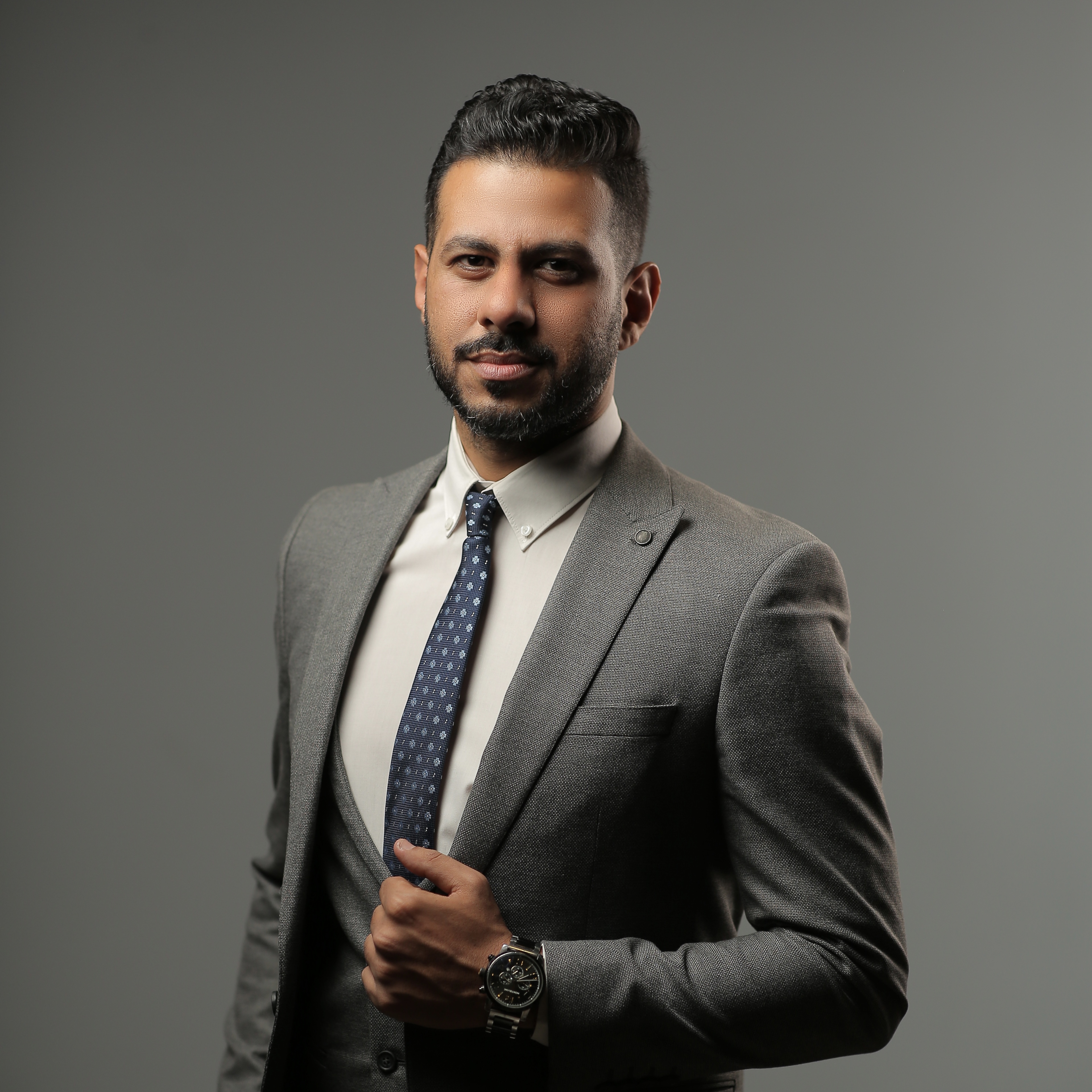 Dr. Mohamad Akmal Diab | Consultant of Orthopedics and Sports Injuries | MEDOC