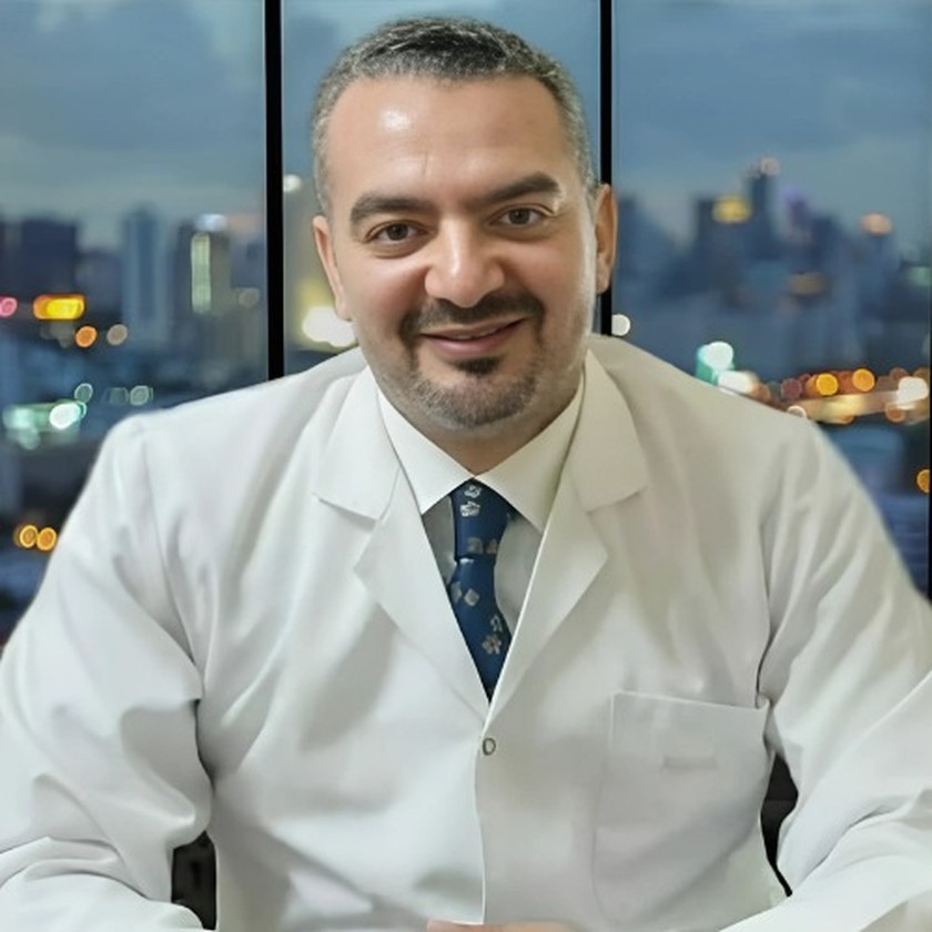 Dr. Medhat Hassan | Consultant Orthopaedic Surgery | MEDOC