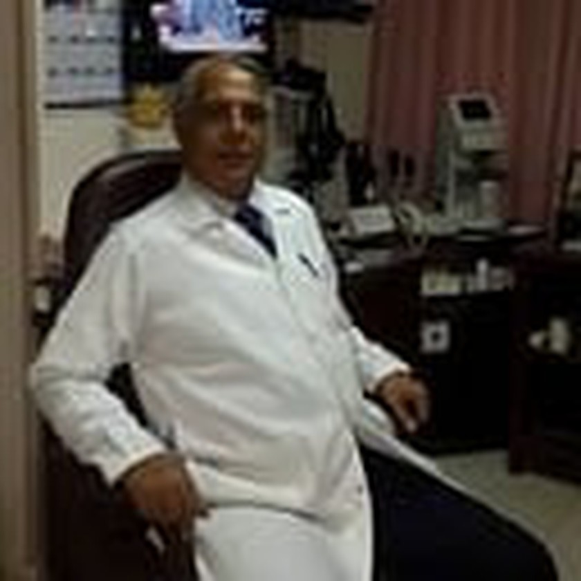 Dr. Saeed Abdel Kader | Consultant of Ophthalmology | MEDOC