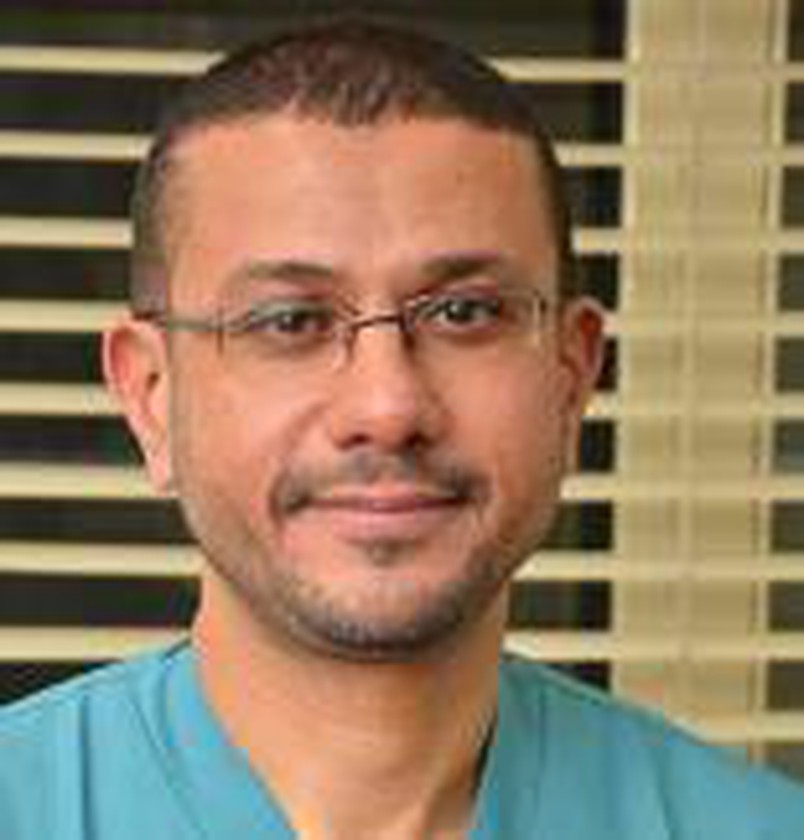 Dr. Sherif Embabi | Consultant of Ophthalmology | MEDOC