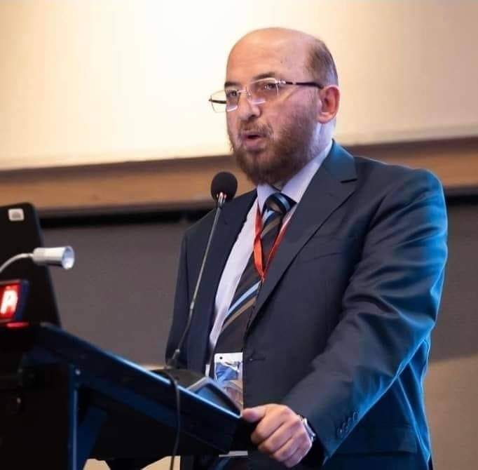 Prof. Khaled Hemida | Professor and Head of the Gastroenterology | MEDOC